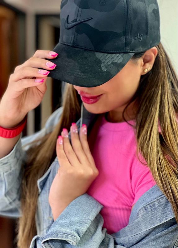 کاشت ناخن